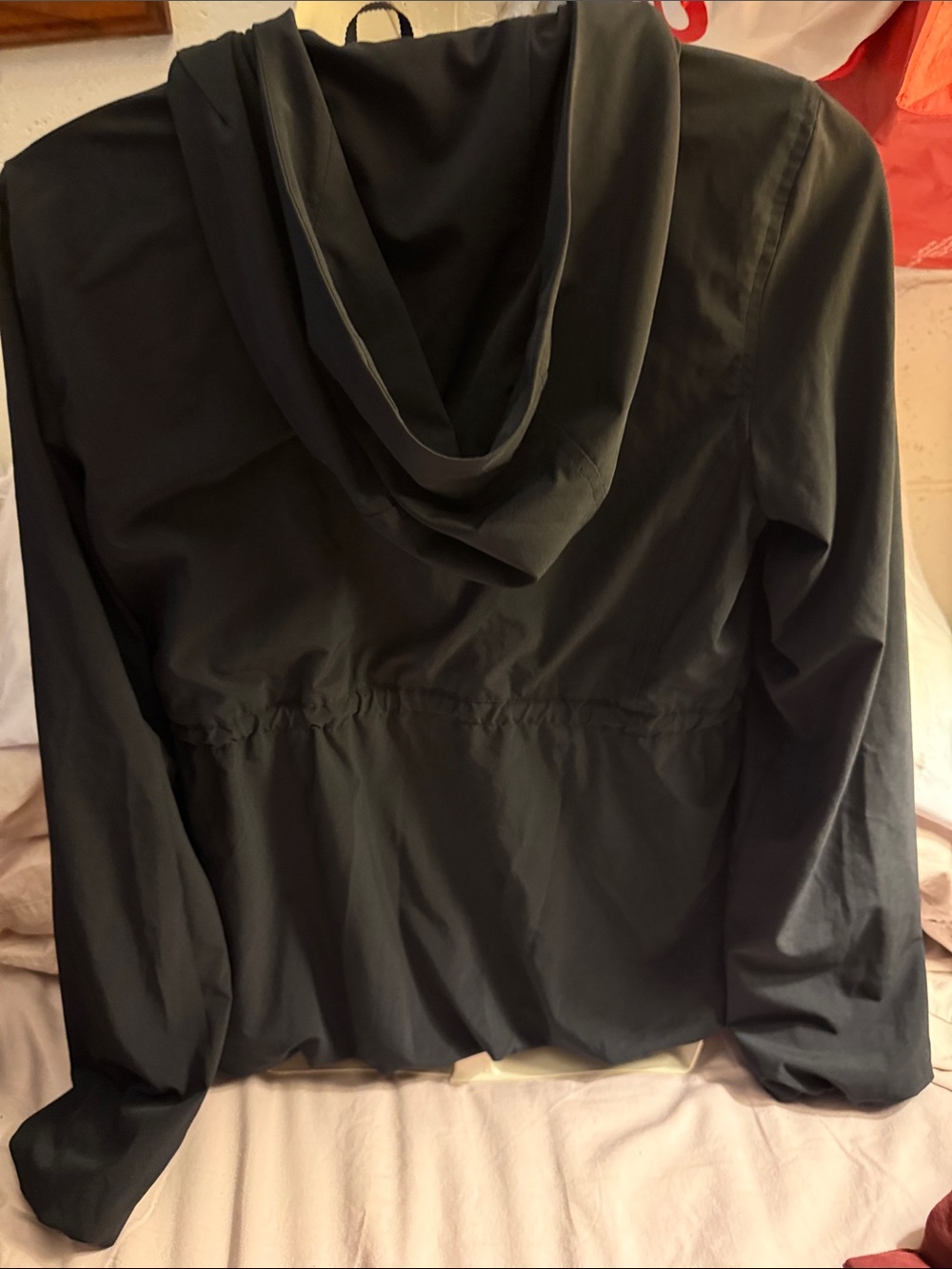 Lululemon - Picture 4 of 9